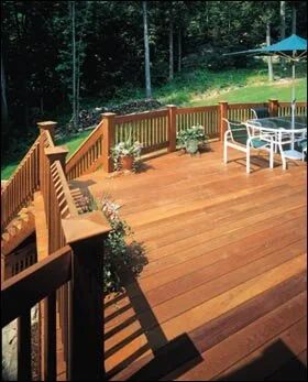Cedar deck with railings presented as an outdoor design example